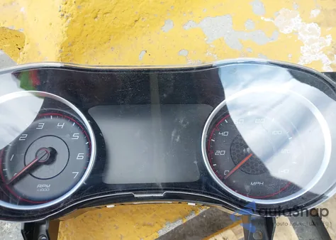 2019 Dodge Charger Sxt Rwd z USA, uszkodzony, nr VIN 2C3CDXBG0KH564402